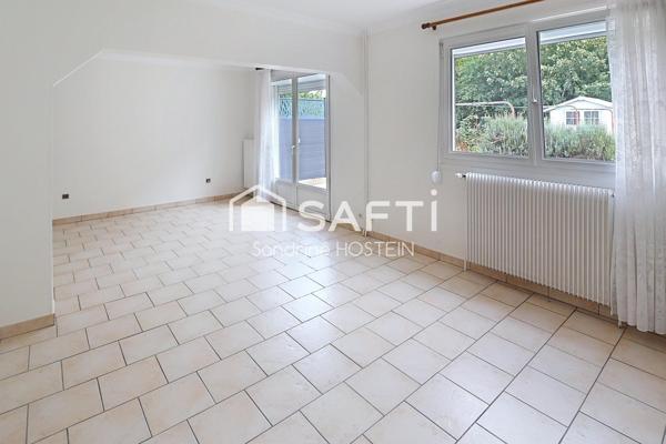 Maison de 90m2 avec 3 chambres, jardin et garage!