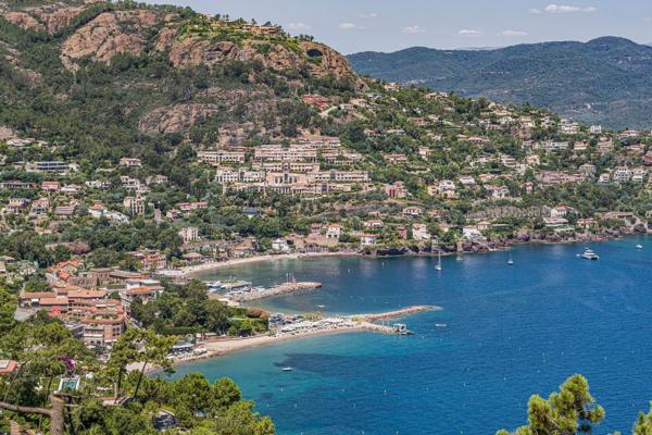 Vente Maison provençale de luxe Théoule-sur-Mer 7 Pièces 180 m²