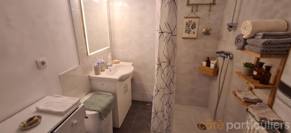Location
                Appartement59,86 m² - 3 Pièces -
                    FLAVIN (12450)