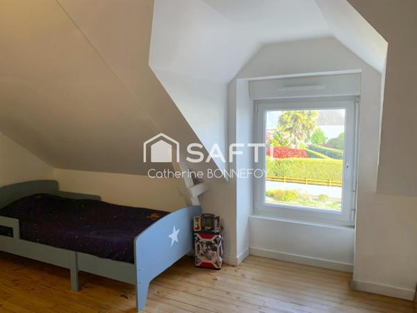 Maison entièrement rénovée et avec goût.