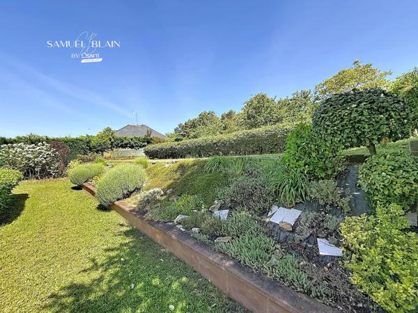 PLAIN PIED, SOUS SOL TOTAL, magnifique jardin clos.