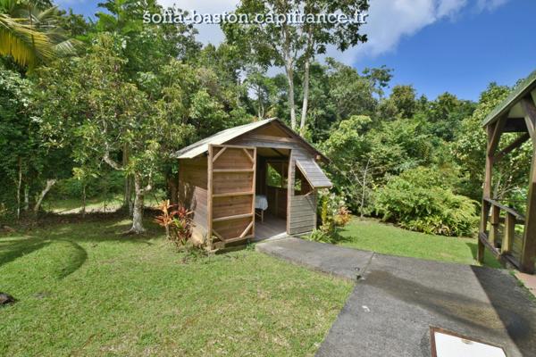 LES TROIS-ÎLETS Maison de plain-pied T4/5 – Terrain 1 000 m² – Garage ouvert – Bungalow -À VENDRE – MARTINIQUE (972)