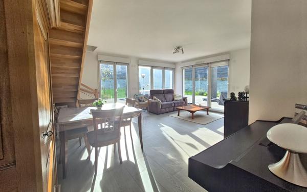 Appartement à vendre    5 pièces • 130 m2 Chambourcy