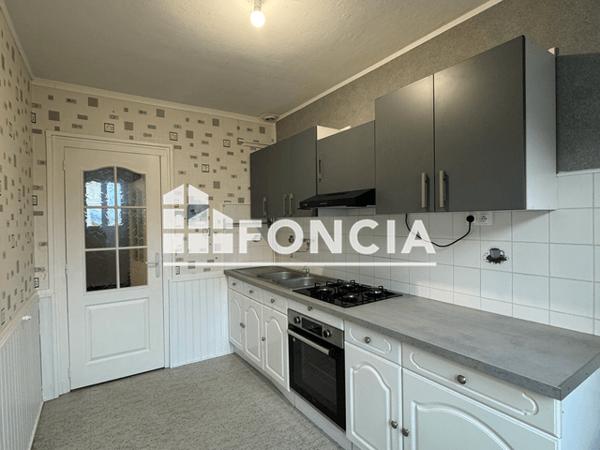 Location Maison 4 pièces 84.46 m² - 27 Rue de la Mutualité Le Mans 72100