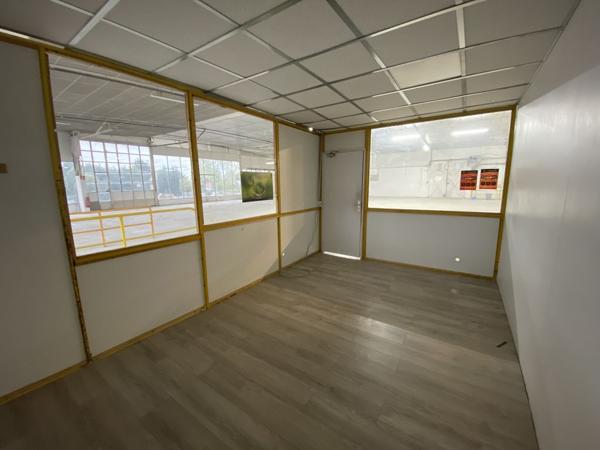 Local commercial - MONTBRISON