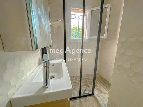 Maison à COGOLIN, 83310 - 5 pièces 94m²