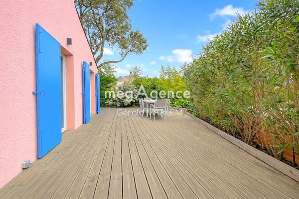 Maison à COGOLIN, 83310 - 5 pièces 94m²