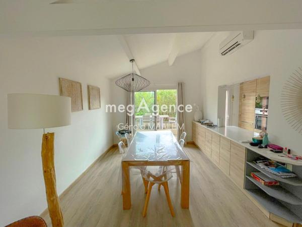 Maison à COGOLIN, 83310 - 5 pièces 94m²