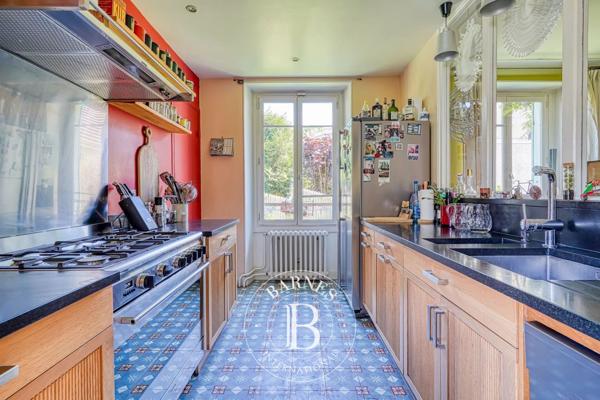 Viroflay, Maison 4 Chambres -  230 m² à vendre
