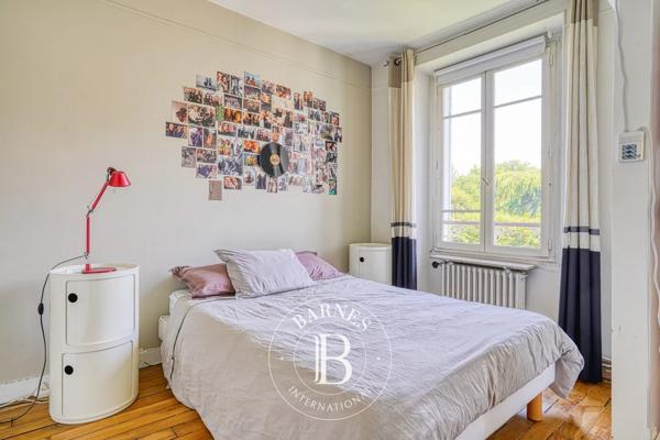Viroflay, Maison 4 Chambres -  230 m² à vendre