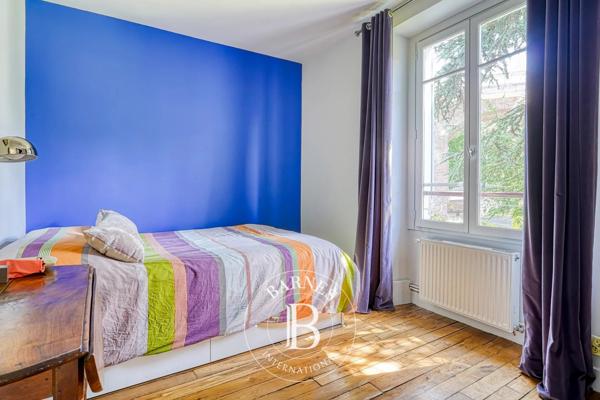 Viroflay, Maison 4 Chambres -  230 m² à vendre