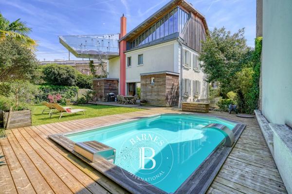 Viroflay, Maison 4 Chambres -  230 m² à vendre