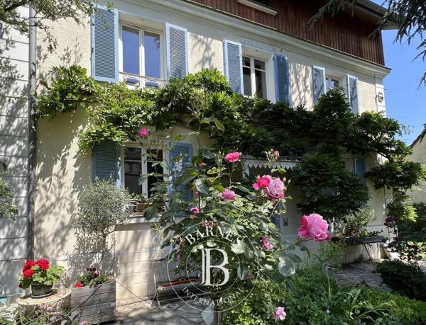 Viroflay, Maison 4 Chambres -  230 m² à vendre