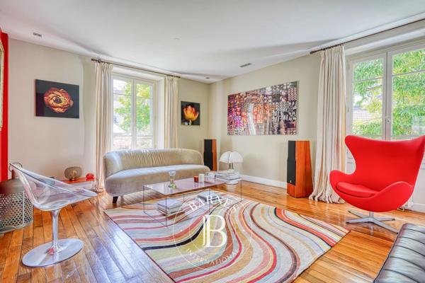 Viroflay, Maison 4 Chambres -  230 m² à vendre