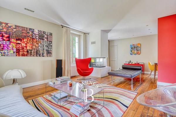 Viroflay, Maison 4 Chambres -  230 m² à vendre