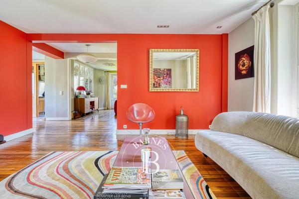 Viroflay, Maison 4 Chambres -  230 m² à vendre