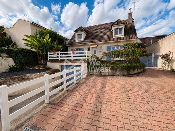 Crécy-la-Chapelle - maison de 115m2 - Hors zone inondable - Piscine Chauffée