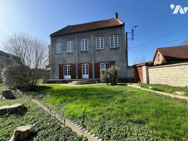 LILLERS - Maison individuelle de 1840 - 300 m² habitables