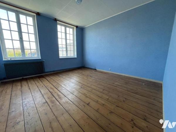 LILLERS - Maison individuelle de 1840 - 300 m² habitables