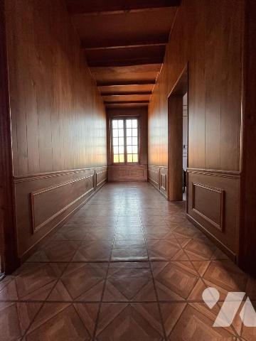 LILLERS - Maison individuelle de 1840 - 300 m² habitables