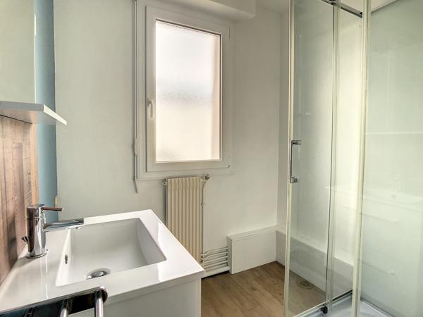 Appartement T2 Avec Loggia Et Vue Dégagée 53m2 Saint-Malo