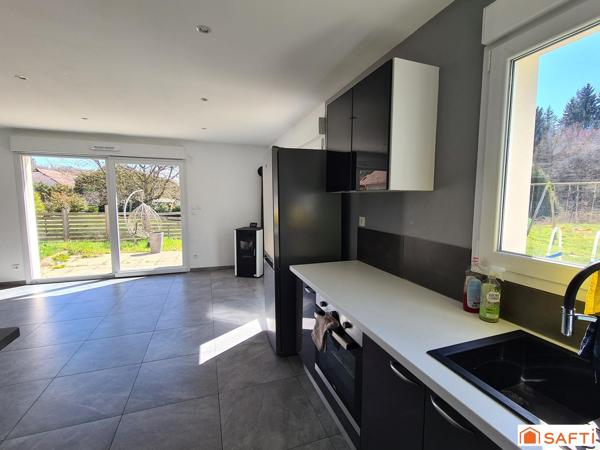 Visite virtuelle disponible, Maison RT 2012 de 3 chambres et grand terrain à Epinal 88