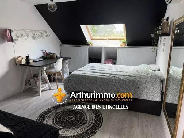 Vente                                                      Maison
                        
                     5 pièces                      132 m2                     à Châteaubriant