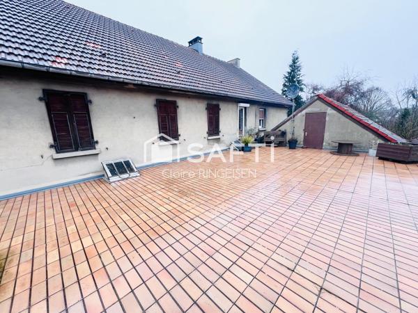 Grande bâtisse de 530m² environ située à Farschviller