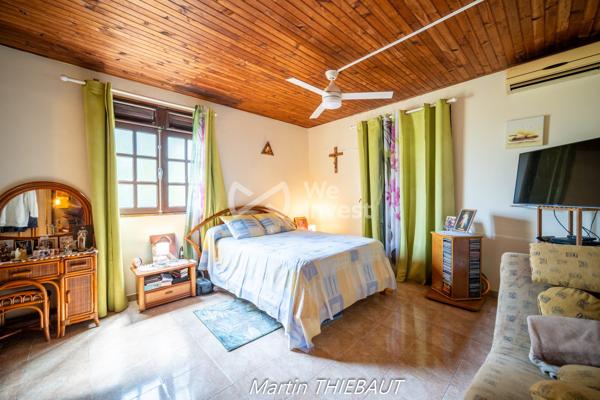 Au Marin, maison sur deux niveaux avec possibilité d’aménagement complémentaire