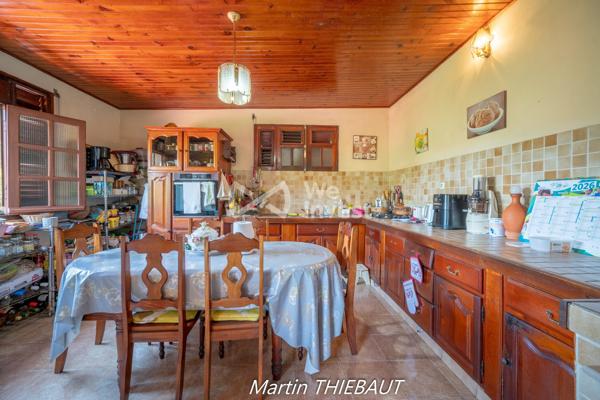 Au Marin, maison sur deux niveaux avec possibilité d’aménagement complémentaire