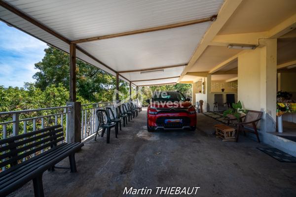 Au Marin, maison sur deux niveaux avec possibilité d’aménagement complémentaire