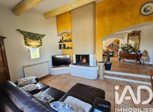 Maison à vendre 7 pièces 180 m² Saint-Cyr-sur-Mer