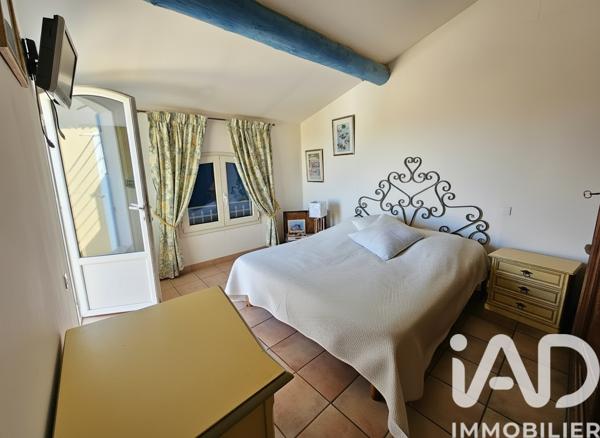 Maison à vendre 7 pièces 180 m² Saint-Cyr-sur-Mer