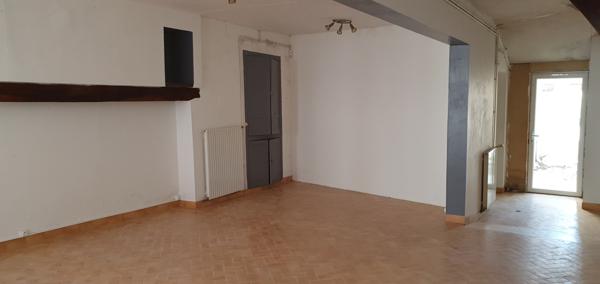 Châtillon-sur-Marne (51700) MAISON A RENOVER