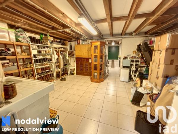 Maison à vendre 6 pièces 107 m² Nantes