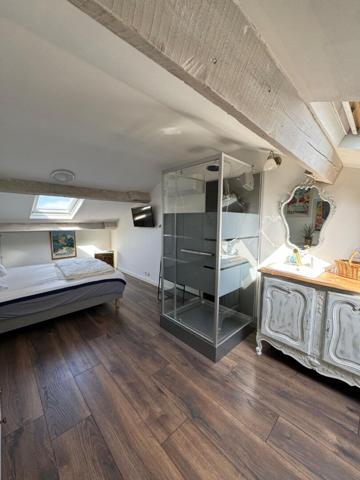 La Seyne sur Mer À vendre : Plateau Immobilier Unique au Coeur des Sablettes !