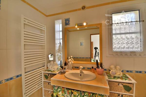 VENTE - 66280 SALEILLES - BELLE VILLA 5 PIECES - 4 FACES - PISCINE- GARAGE - PYRENEES ORIENTALES