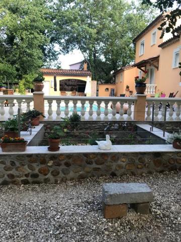 Maison prés d' Anduze 7 pièce(s) 213 m2