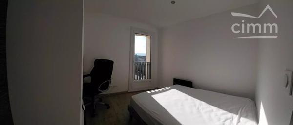 Sur la commune de La Ravoire, à proximité de Médipôle et de toutes commodités bel appartement T4 entièrement rénové.