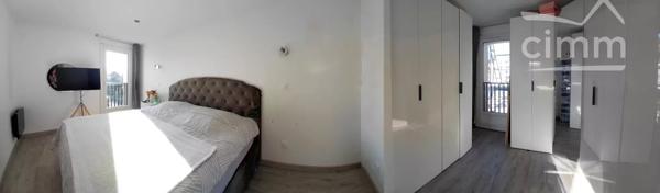 Sur la commune de La Ravoire, à proximité de Médipôle et de toutes commodités bel appartement T4 entièrement rénové.