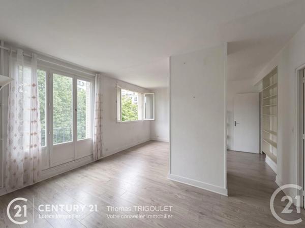 Appartement F3 à vendre  3 pièces - 53,50 m 2   MONTROUGE  - 92