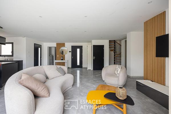 Maison moderne avec piscine