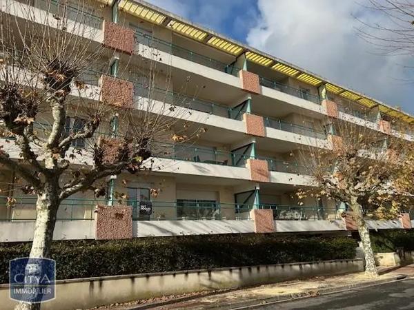 Appartement à louer 3 pièces 79.35m²