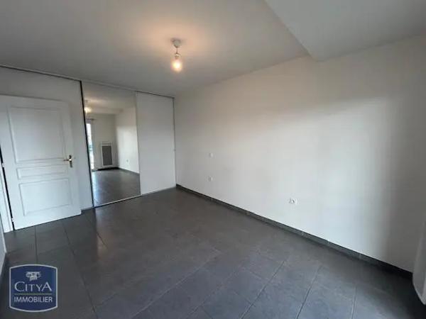 Appartement à louer 3 pièces 79.35m²