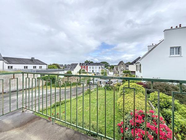 Professionnel ou artisan, Investisseur - Maison et hangar a vendre a SCAER : un potentiel a exploiter !