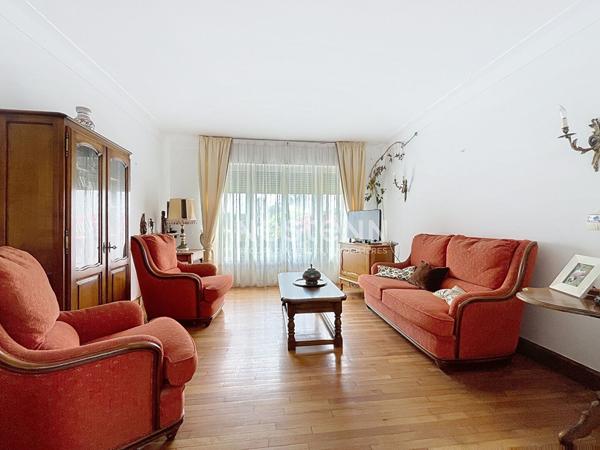 Professionnel ou artisan, Investisseur - Maison et hangar a vendre a SCAER : un potentiel a exploiter !