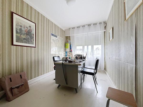 Professionnel ou artisan, Investisseur - Maison et hangar a vendre a SCAER : un potentiel a exploiter !