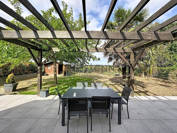 Maison familiale récente composée de 4 chambres située à Chalonnes sur Loire