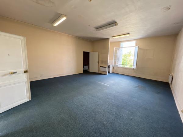 loft à rénover de 47 m2 à st leu d'esserent