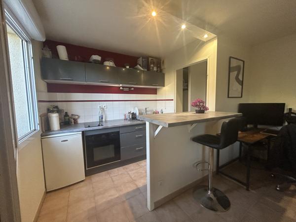 Agen (47000) APPARTEMENT DE TYPE 3 DE 51.58 M2 AVEC JARDINET ET PLACE DE PARKING